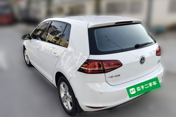 大众 高尔夫 2017款 230TSI 自动舒适百万辆纪念版车身外观5
