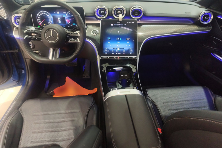 奔驰C级 2022款 改款 C 260 L 运动版中控内饰7002