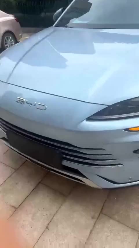 比亚迪 宋PLUS新能源 2024款 荣耀版 DM-i 110km 旗舰型讲解2