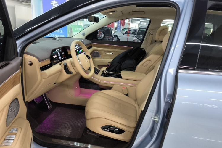 鸿蒙智行 问界M7 2024款 1.5T 后驱Plus版 5座局部细节19