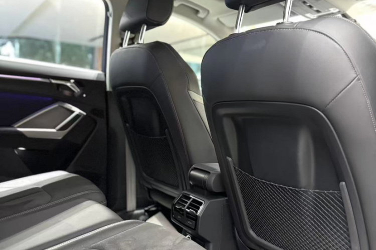 奥迪Q3 2023款 40 TFSI 时尚动感型中控内饰7004