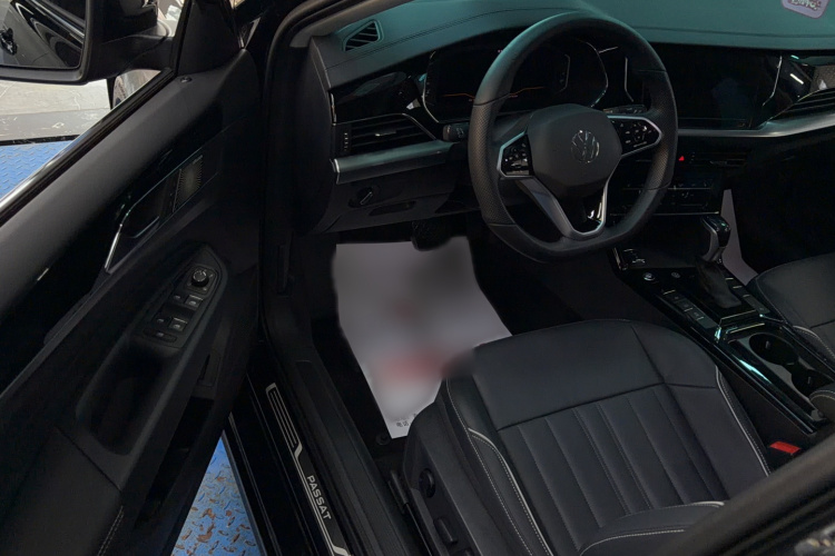 大众 帕萨特 2023款 改款 330TSI 精英版中控内饰7002