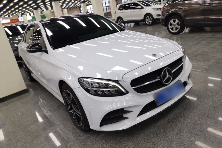 奔驰C级 2021款 C 260 L 运动星耀臻藏版车身外观3