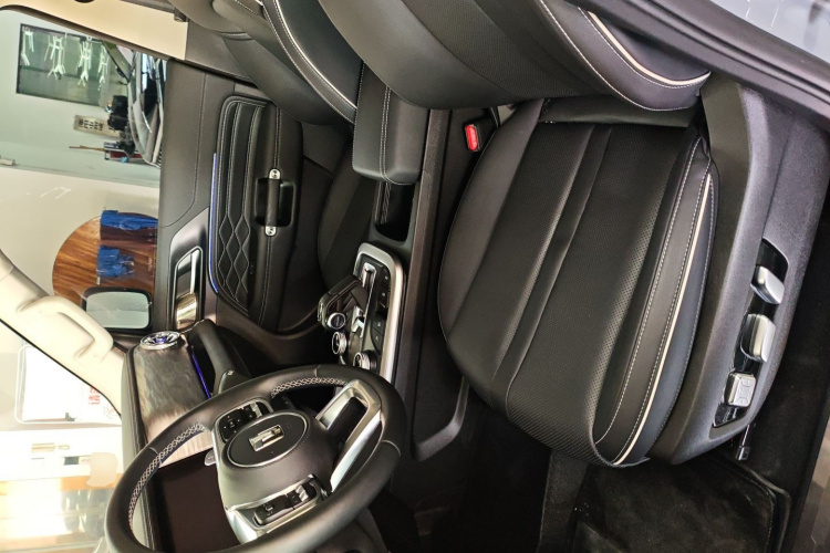 坦克300 2024款 2.0T 穿越者中控内饰19