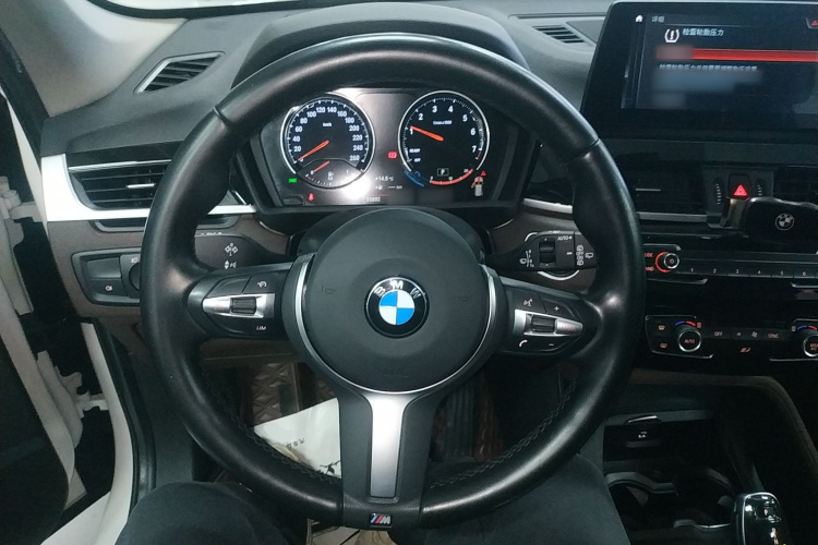 宝马X1 2022款 sDrive25Li 领先型局部细节13