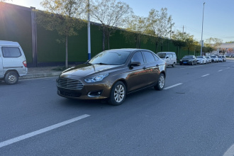 福特 福睿斯 2015款 1.5L 手动时尚型