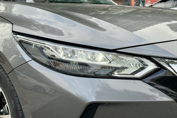 日产 轩逸 2021款 1.6L XL CVT智享版车身外观6006