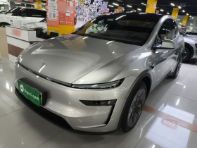 特斯拉 Model Y L 2025款 长续航全轮驱动版