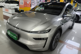 特斯拉 Model Y L 2025款 长续航全轮驱动版