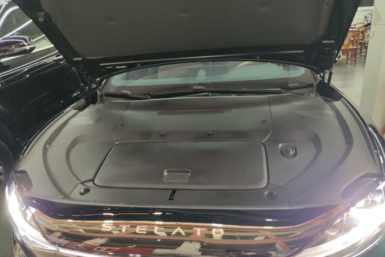 鸿蒙智行 享界S9 2024款 纯电 Ultra 四驱旗舰版机舱底盘24