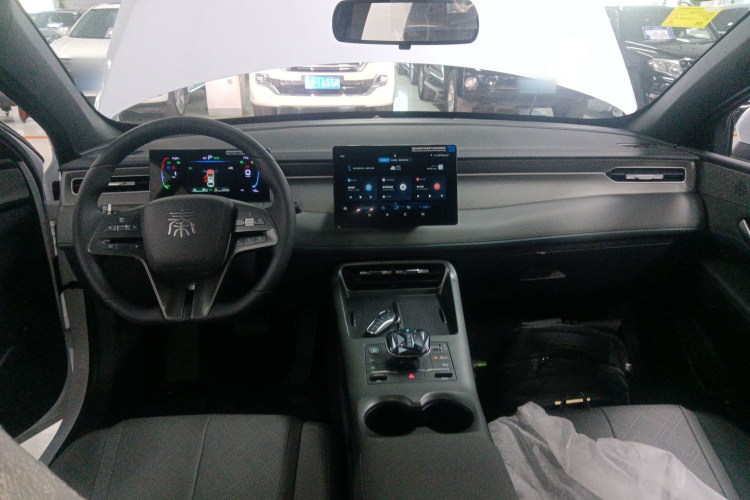 比亚迪 秦PLUS 2025款 DM-i 智驾版 55KM领先型中控内饰12