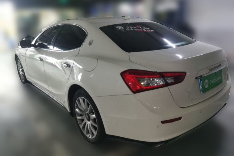 玛莎拉蒂 Ghibli 2014款 3.0T 标准版车身外观5
