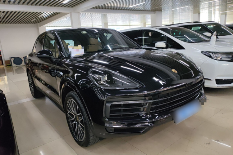保时捷 2019款 Cayenne 3.0T车身外观3