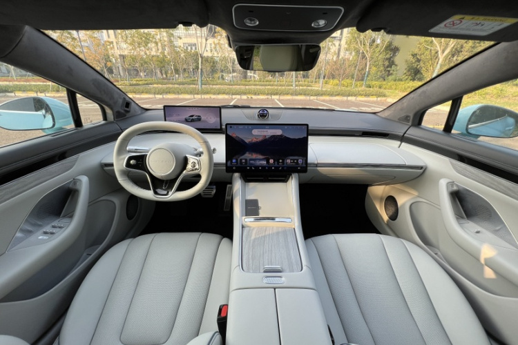 鸿蒙智行 智界S7 2025款 705km Max中控内饰7005