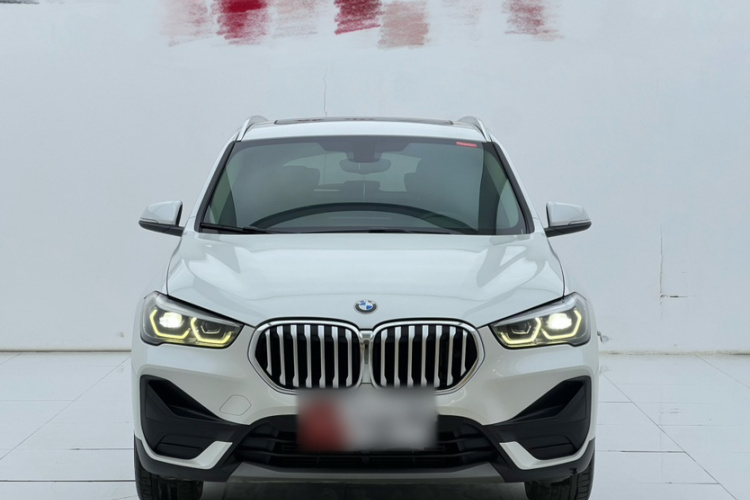 宝马X1 2021款 改款 sDrive25Li 领先型车身外观6004