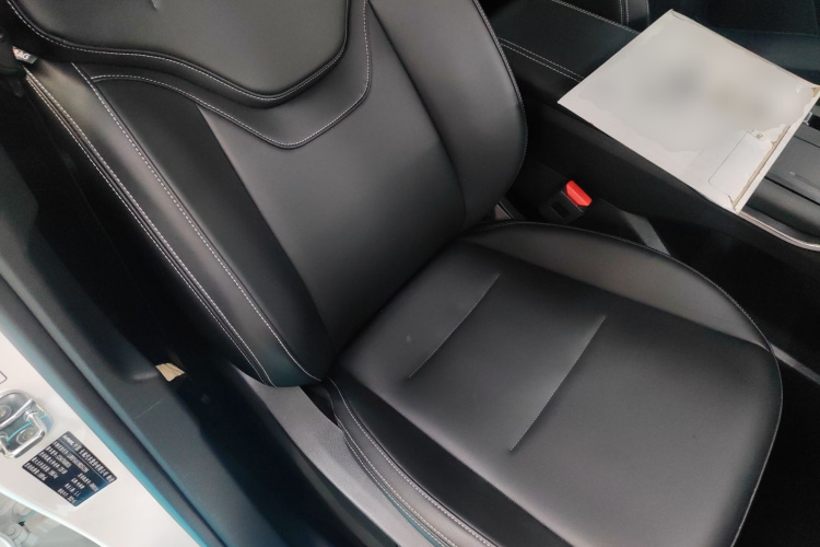 哈弗H6 2021款 第三代 1.5T 自动两驱Supreme+局部细节41