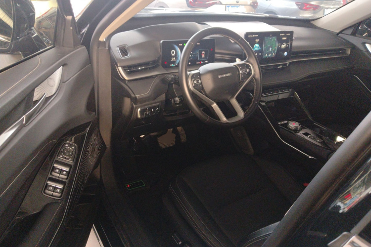 哈弗H6 2022款 第三代 1.5T 自动两驱Pro中控内饰7003