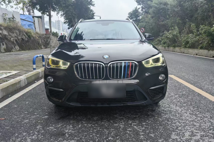 宝马X1 2016款 sDrive18Li 尊享型车身外观6002