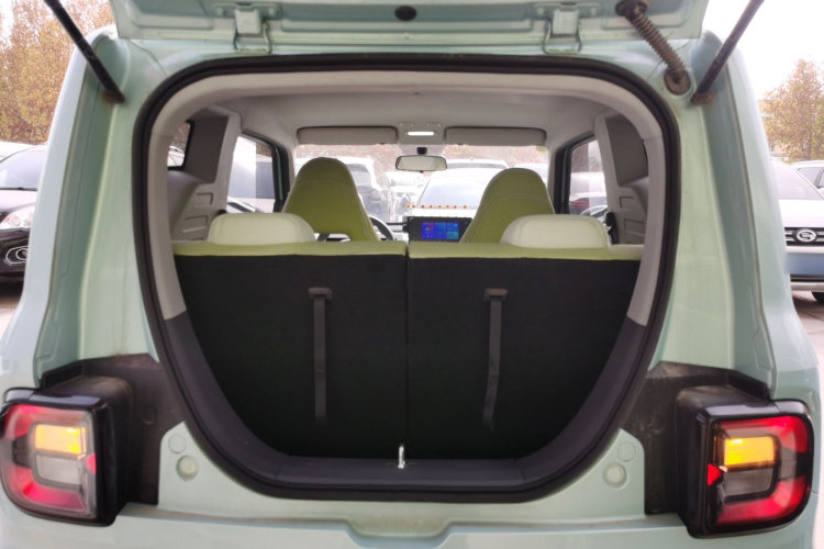 吉利银河 2024款 熊猫mini 200km 耐力熊机舱底盘23