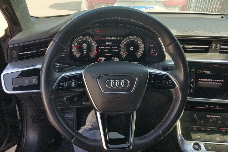 奥迪A6L 2021款 45 TFSI quattro 臻选动感型中控内饰13