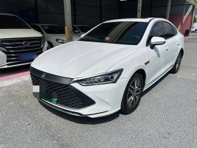 比亚迪 秦PLUS 2021款 DM-i 55KM 旗舰型