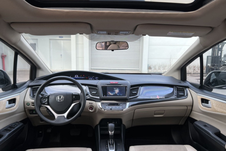 本田 杰德 2014款 1.8L 自动舒适精英版 5座中控内饰7002