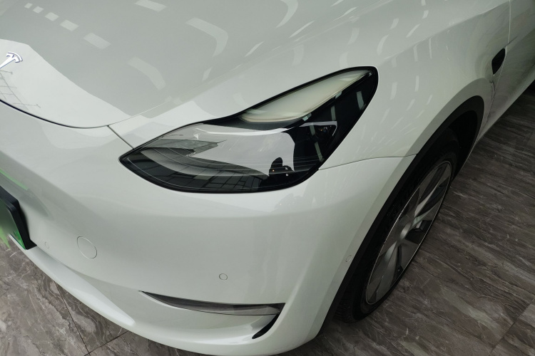 特斯拉 Model Y 2021款 标准续航后驱版局部细节36