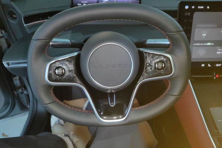 鸿蒙智行 智界S7 2024款 Max 后驱长航智驾版局部细节13