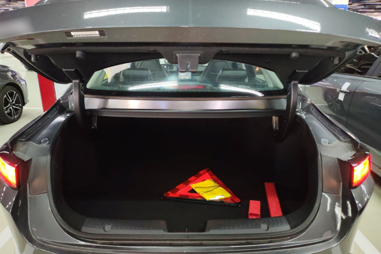 长安 逸动 2024款 1.5T GDI自动 旗舰型局部细节23