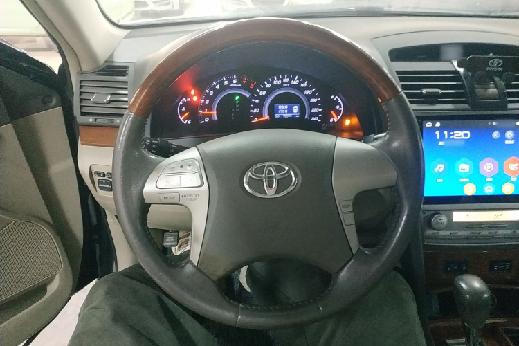 丰田 凯美瑞 2013款 200G 经典豪华版中控内饰13