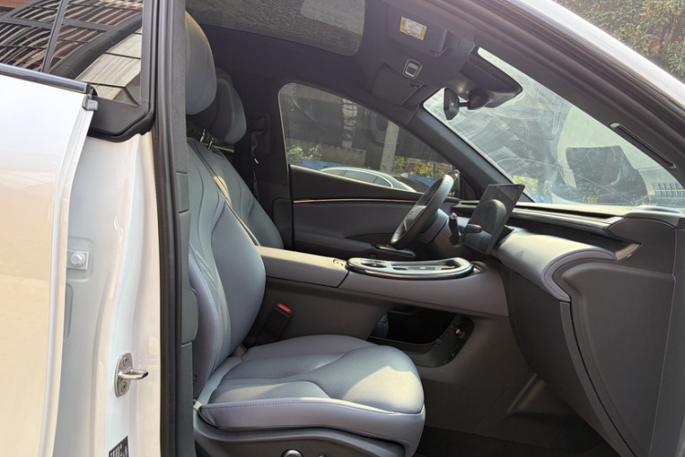 小鹏G7 2025款 602 长续航 Max局部细节41