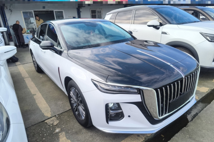 红旗H5 2023款 1.5T DCT智联旗韵版车身外观3