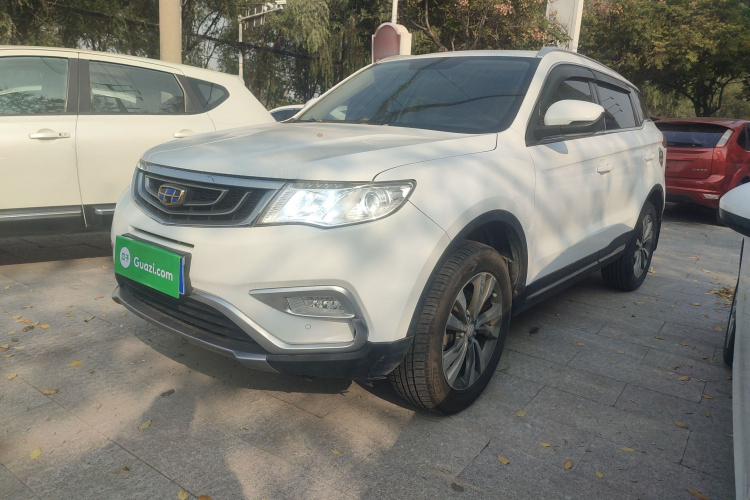 吉利汽车 博越 2016款 2.0L 手动智联型车身外观4