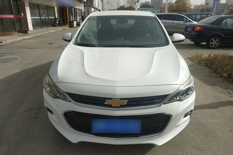 雪佛兰 科沃兹 2016款 1.5L 手动欣享版车身外观2