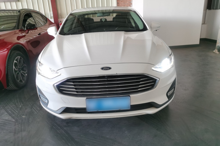 福特 蒙迪欧 2020款 EcoBoost 180 时尚型车身外观2