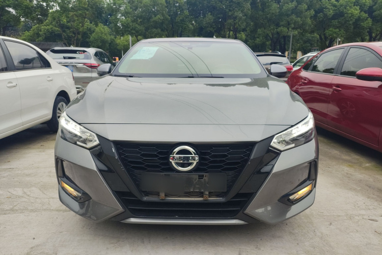 日产 轩逸 2020款 1.6L XL CVT悦享版车身外观2