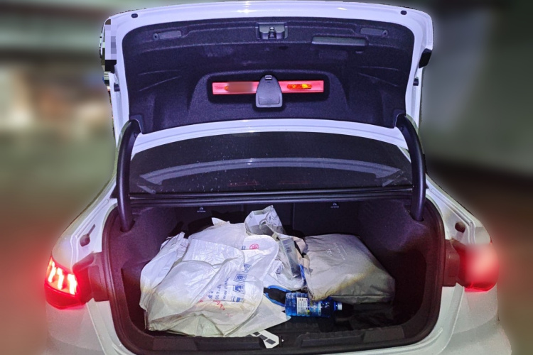 奥迪A3 2022款 A3L Limousine 35 TFSI 时尚运动型中控内饰23