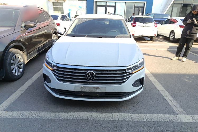 大众 朗逸 2023款 改款 1.5L 自动得逸版车身外观2