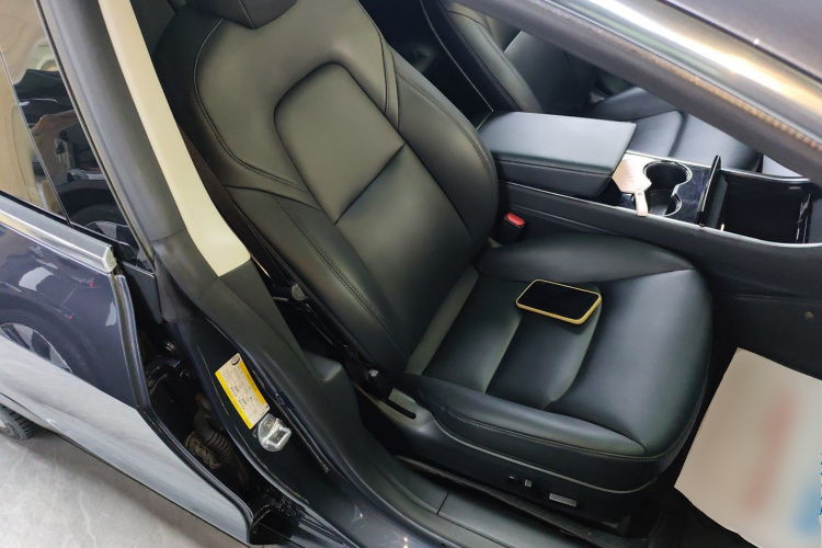 特斯拉 Model 3 2020款 改款 长续航后轮驱动版局部细节41