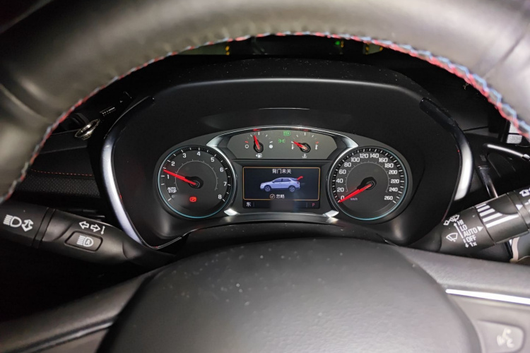 雪佛兰 探界者 2019款 Redline 550T 自动四驱捍界版RS 国VI局部细节14