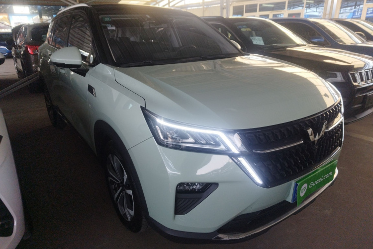 五菱汽车 五菱星辰 2021款 1.5T CVT星曜版车身外观3