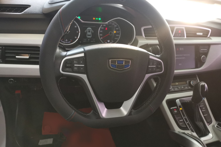 吉利汽车 博越 2018款 1.8TD 自动两驱智雅型中控内饰13