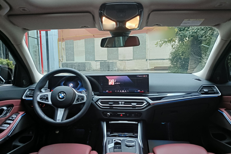宝马3系 2024款 325Li M运动曜夜套装中控内饰7007