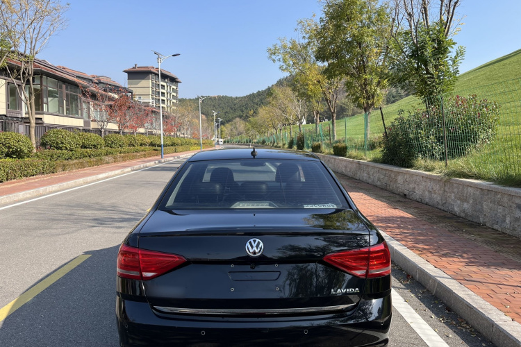 大众 朗逸 2015款 1.6L 自动风尚版车身外观6004