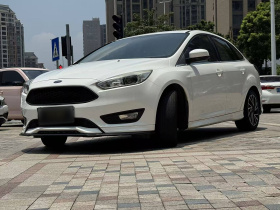 福特 福克斯 2015款 三厢 EcoBoost 180 自动精英型