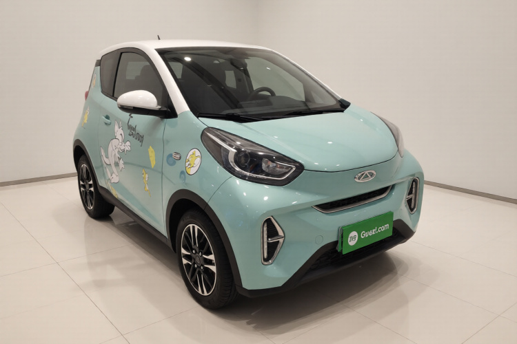 奇瑞 小蚂蚁 2022款 改款 甜粉款 半糖版 三元锂 30.6kWh 30kW 301km车身外观3