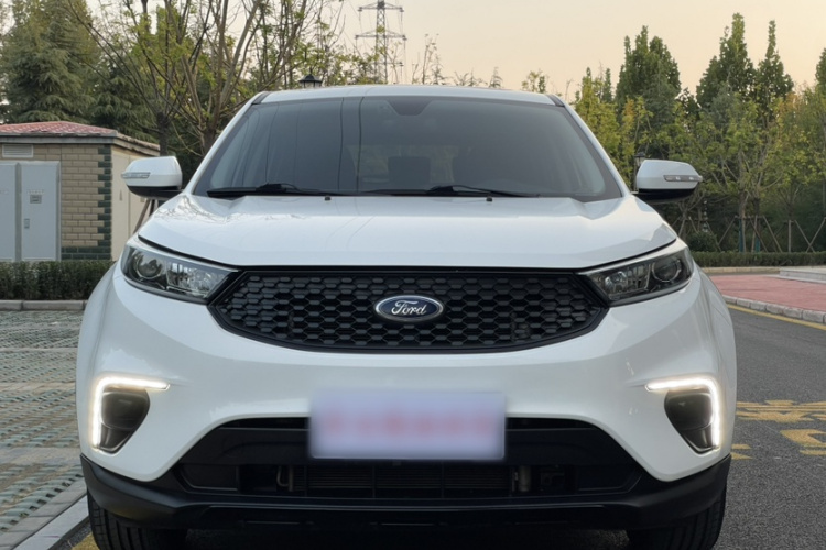 福特 领界 2019款 EcoBoost 145 CVT精领型 国VI车身外观6005