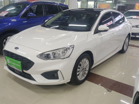 福特 福克斯 2020款 三厢 EcoBoost 180 自动锋潮型