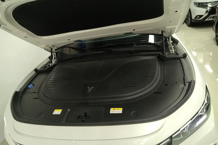 岚图汽车 岚图FREE 2024款 超长续航智驾版机舱底盘24