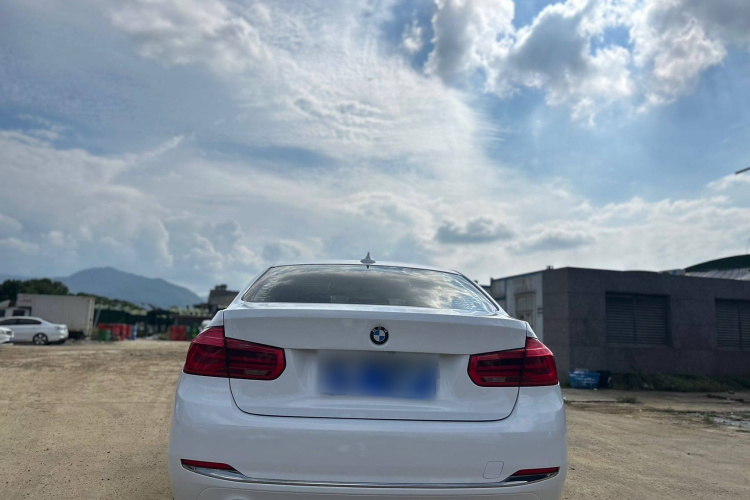 宝马3系 2016款 320Li 时尚型车身外观6003